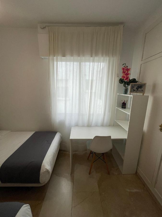 Habitacion Privada. Ubicacion Inmejorable. Cordoba Exterior photo